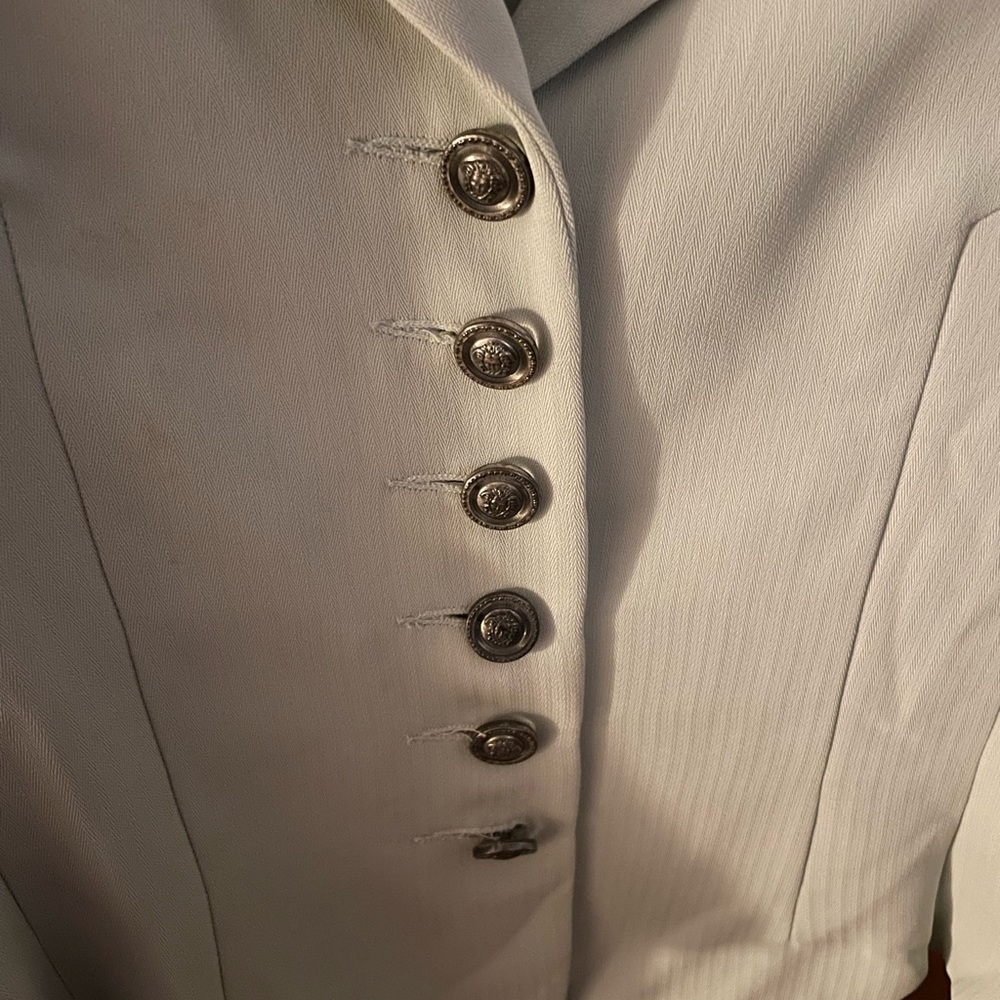 Lovely Jacqueline Conoir Jacket - Picture 2 of 5